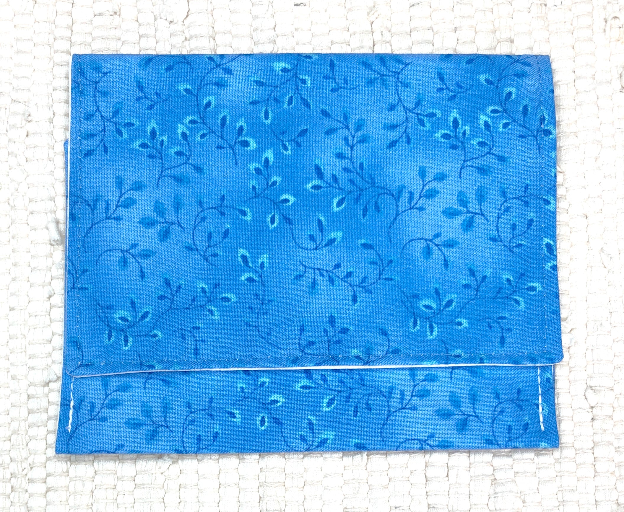 blue One-Pocket Fabric Organizer for Classroom Organization